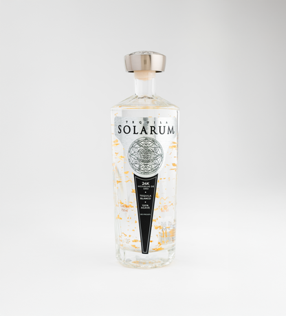 Tequila Solarum Blanco con oro 24K - 750 ml
