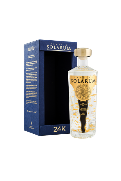 Tequila Solarum Extra Añejo Cristalino con oro 24k - 750 mL